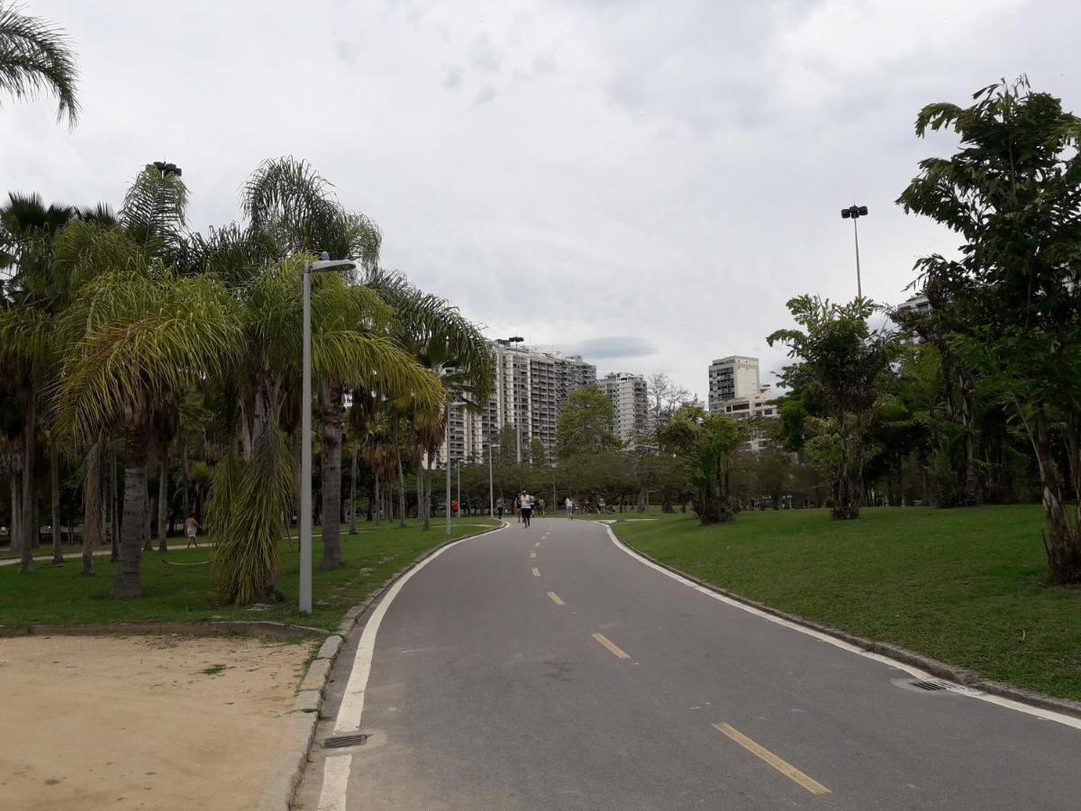 Kitnet Elvis Presley - Largo Do Machado Hostel Rio de Janeiro Kültér fotó
